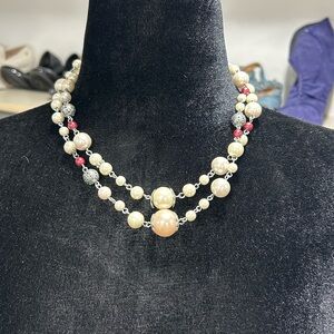 Elegant Pearl and Bead Necklace